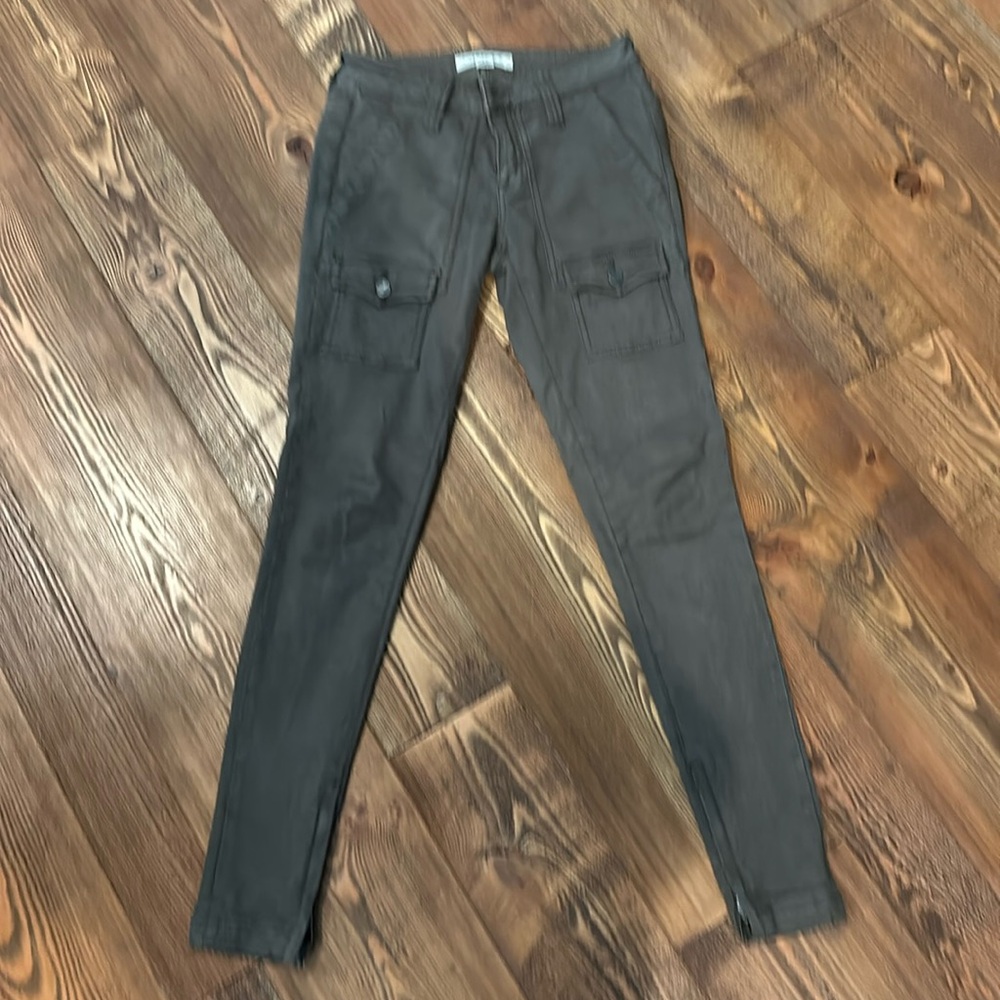 Joie skinny cargo pants - size 24 Olive Green